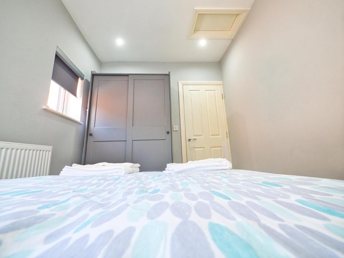 Amazing 1 Bed Flat In Lovely Area Apartment