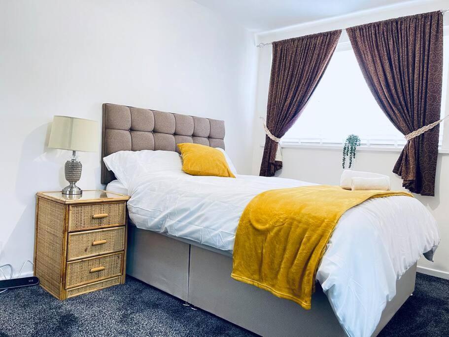 Mayfair Place - Cosy 3 Bedroom House With Free Parking * Birmingham