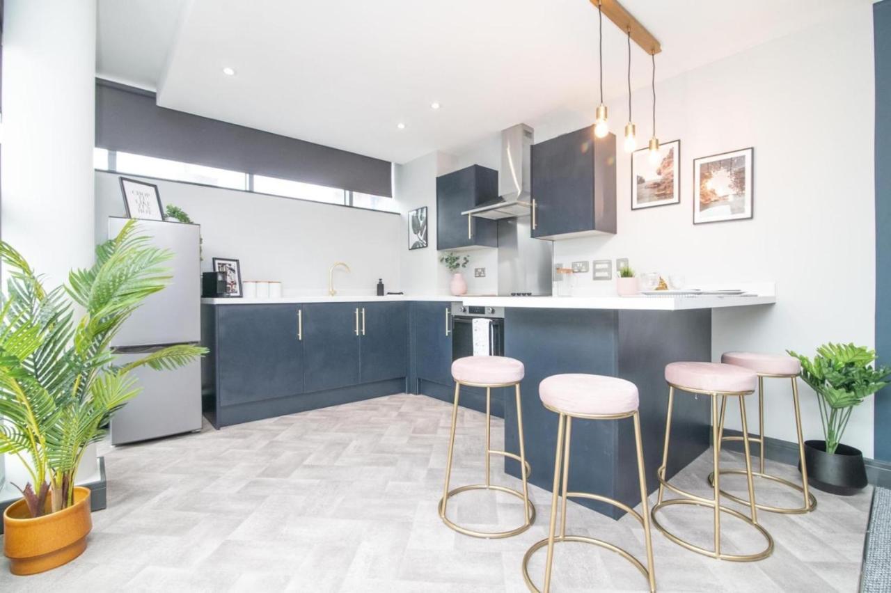 K Suites - Temple Street *