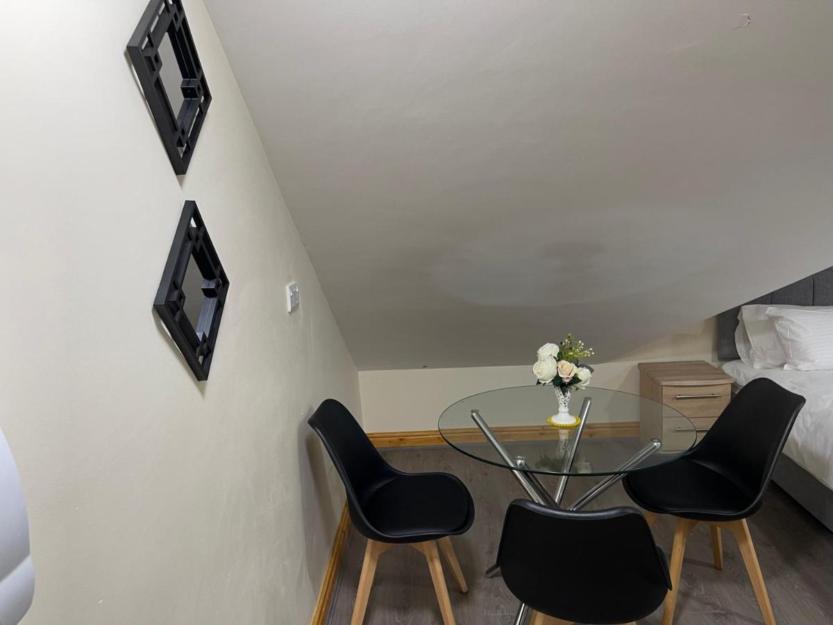 Apartment Road From 360midlands, En-suite