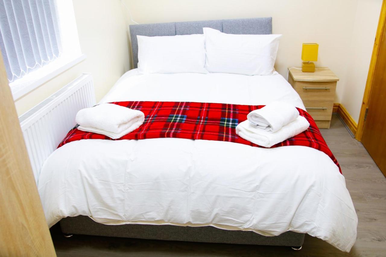 Road From 360midlands, En-suite Apartment *