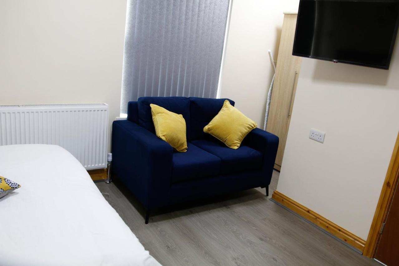 Road From 360midlands, En-suite