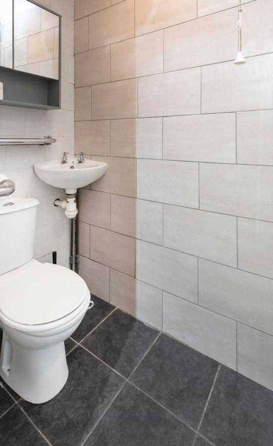 B67 Church View - 3 Bedrooms, 2 Bathrooms, Parking, Ev Charger, 欢迎 Birmingham