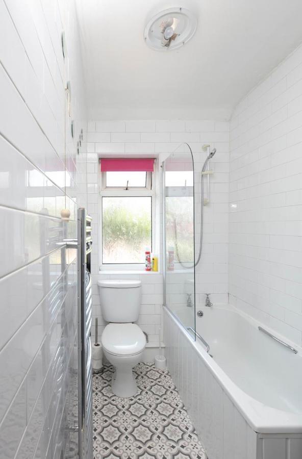 B67 Church View - 3 Bedrooms, 2 Bathrooms, Parking, Ev Charger, 欢迎 * Birmingham