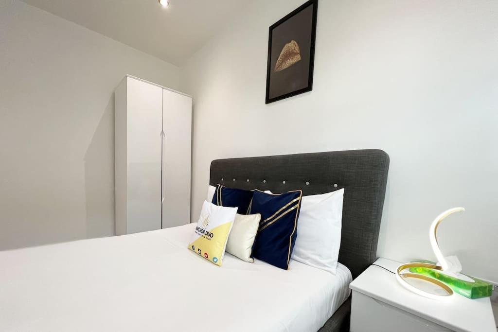 Apartment Anchor Duo Birmingham