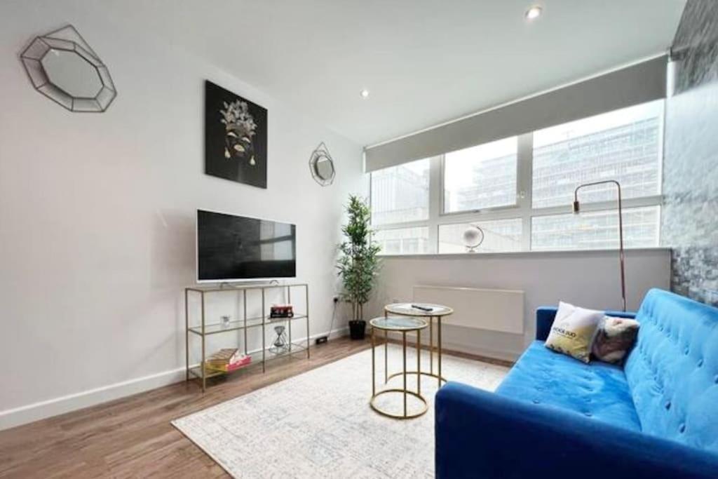 Apartment Anchor Duo