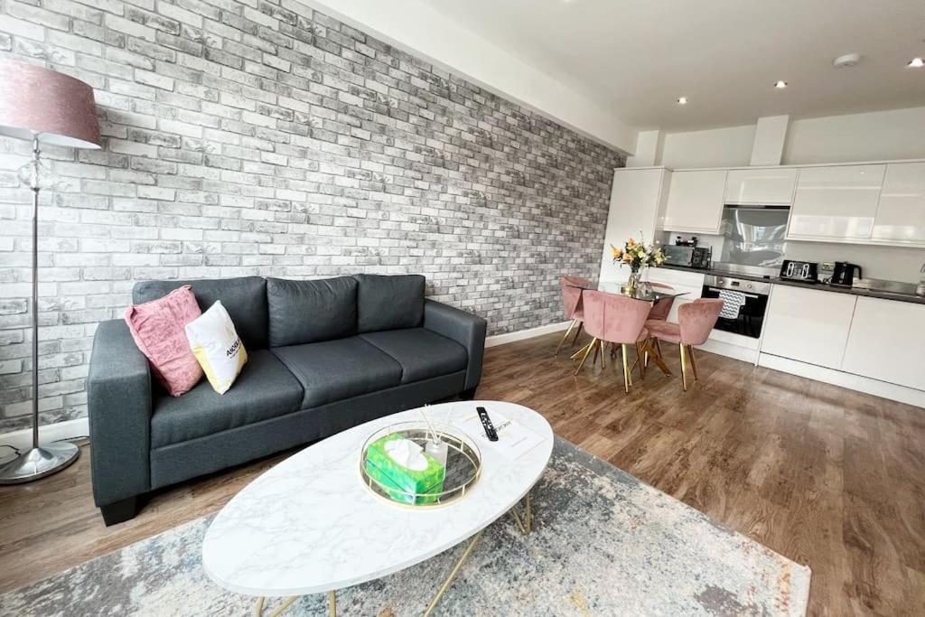Apartment Anchor Duo Birmingham