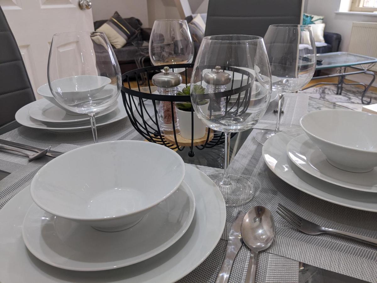 Apartment Business Bliss - Birmingham's Premier Corporate Birmingham