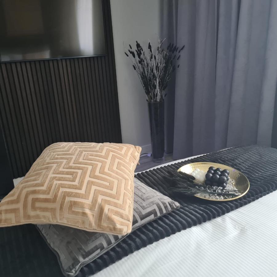 Luxury 9ine Penthouse With Garden & Jacuzzi Apartment Birmingham