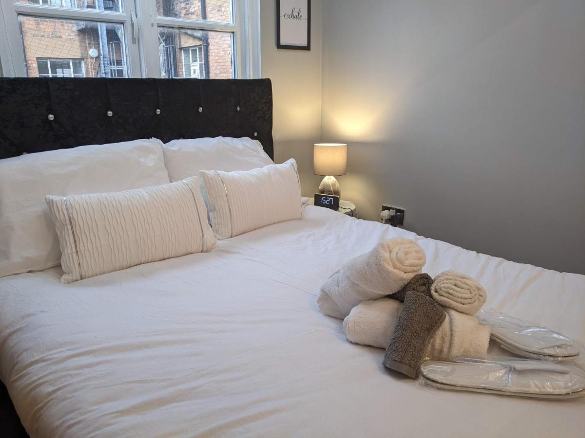 Apartment Business Bliss - Birmingham's Premier Corporate Birmingham