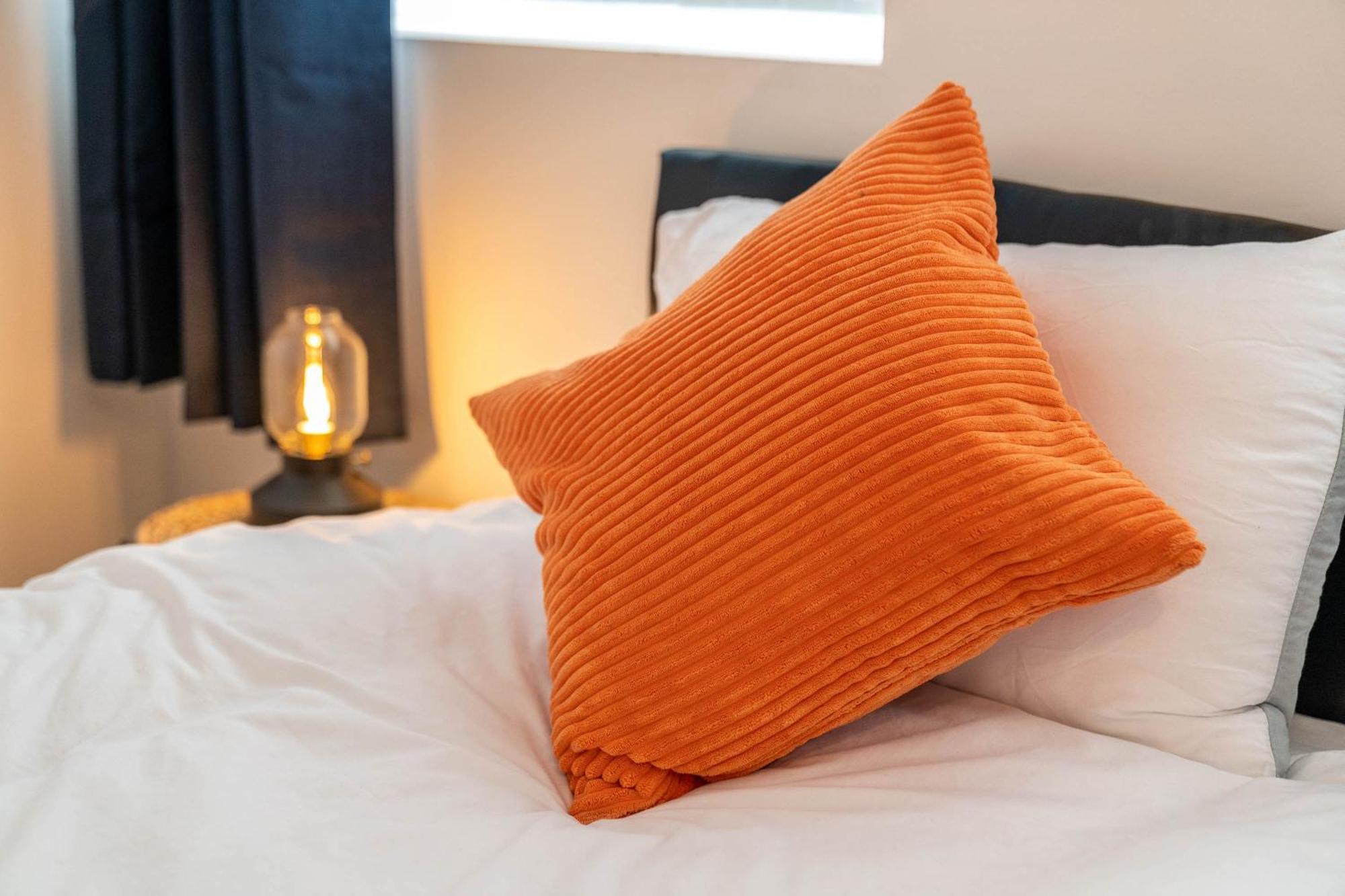 2 Bedroom Loft And Spacious Apt- One Choice Stays- Jq