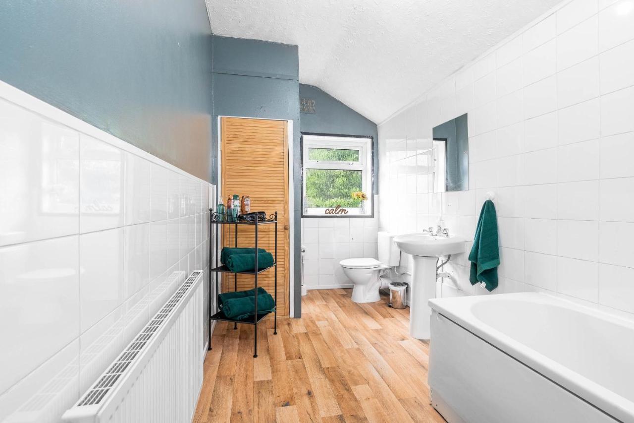 2 Bed House/edgbaston/families/contractors/parking