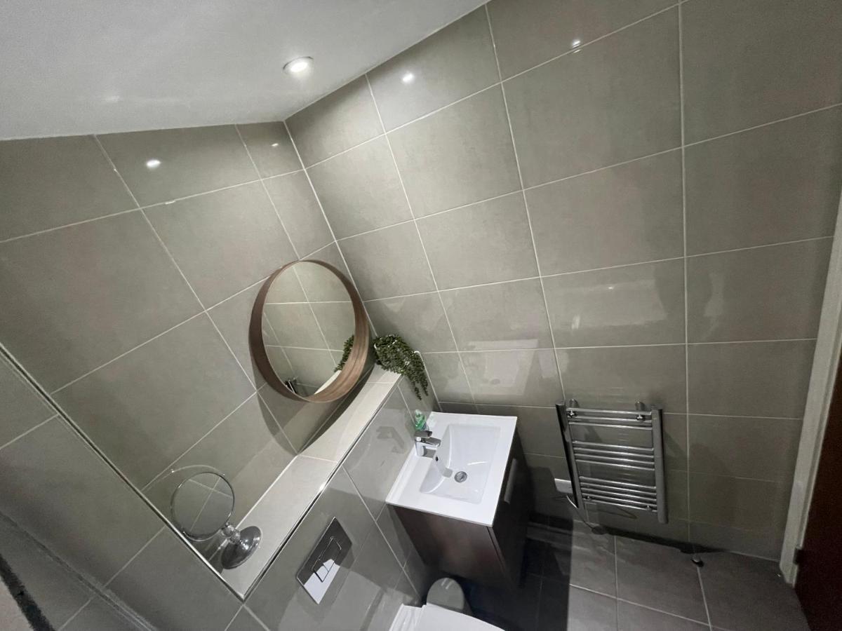 Luxe 2 Bedroom High Rise