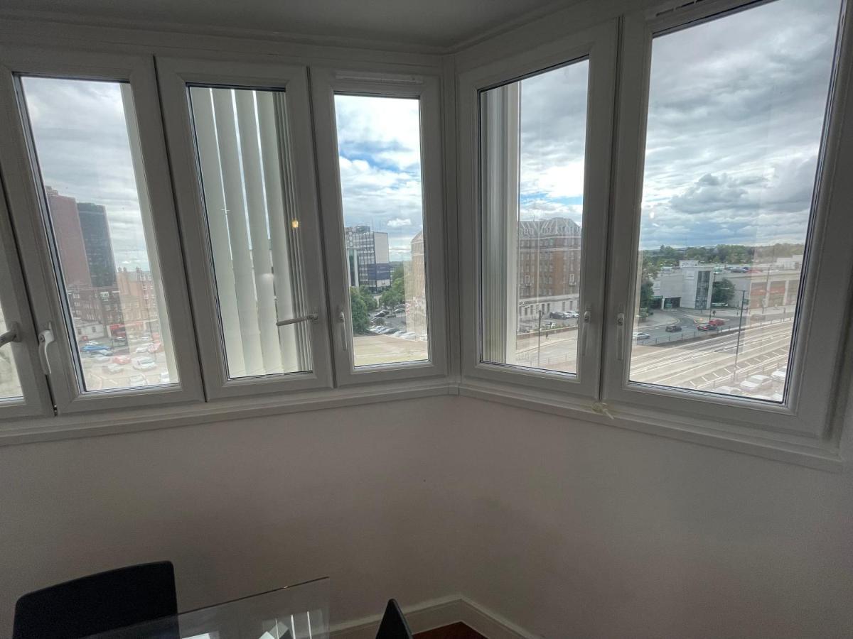 Luxe 2 Bedroom High Rise *