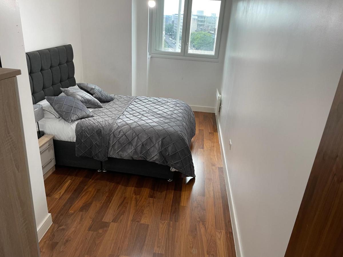 Luxe 2 Bedroom High Rise *