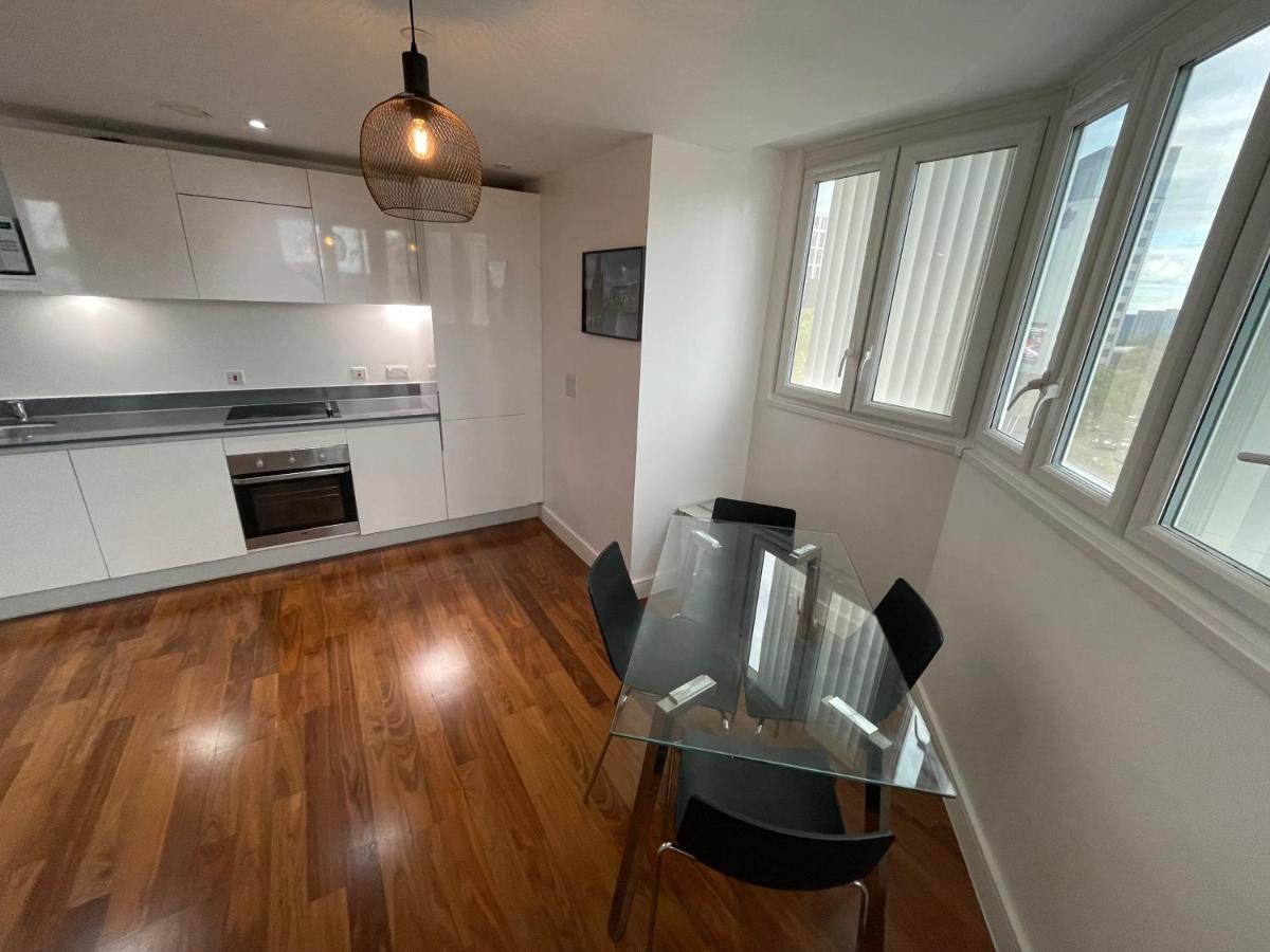 Apartment Luxe 2 Bedroom High Rise