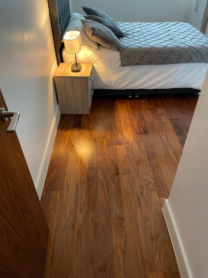 Luxe 2 Bedroom High Rise Apartment