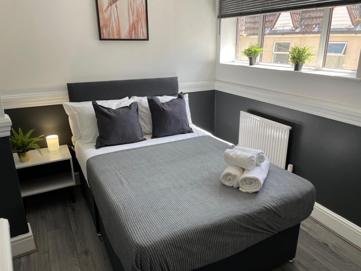 Homestay Pluxa Bearwood Hotel Double Beds With Ensuite And Car Park Birmingham