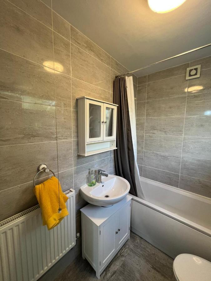 Cosy Near Nec, Bhx Bullring & Solihull *