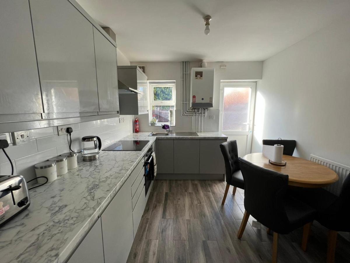 Cosy Near Nec, Bhx Bullring & Solihull * Birmingham