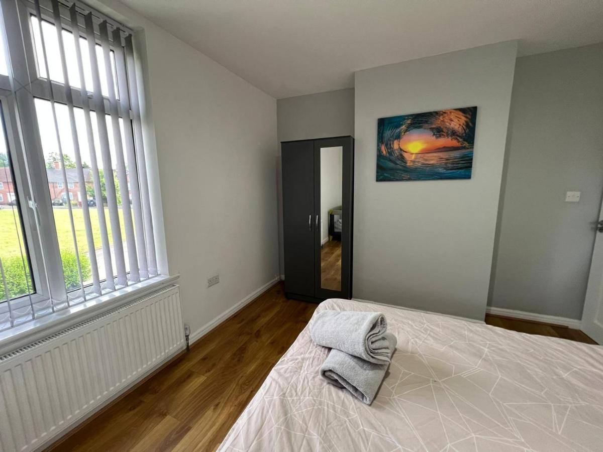 Cosy Near Nec, Bhx Bullring & Solihull Holiday home Birmingham