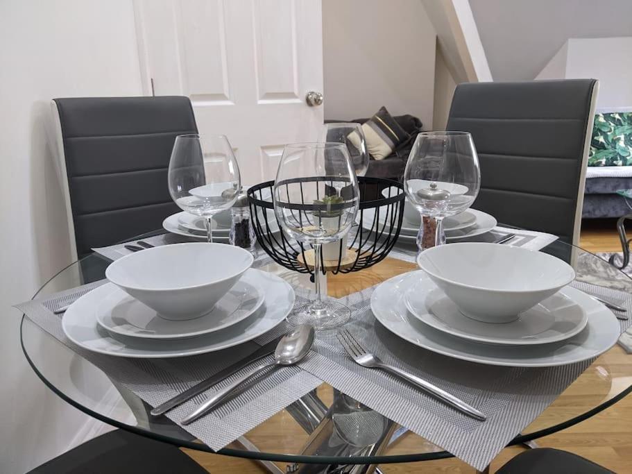Apartment Business Bliss - Birmingham's Premier Corporate Birmingham