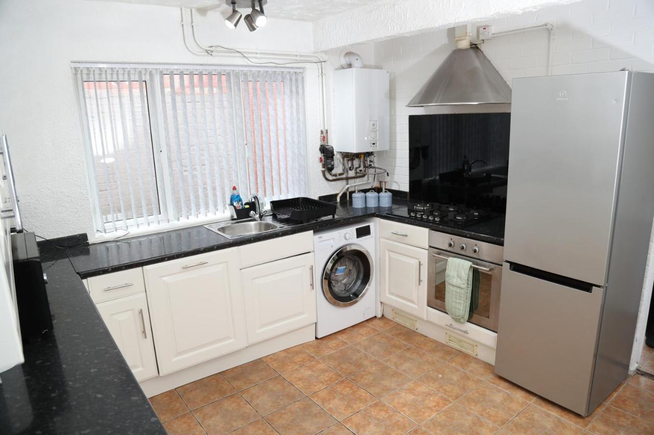 Holiday home Cosy 3-bed Nec Airport Close To Amenities Birmingham