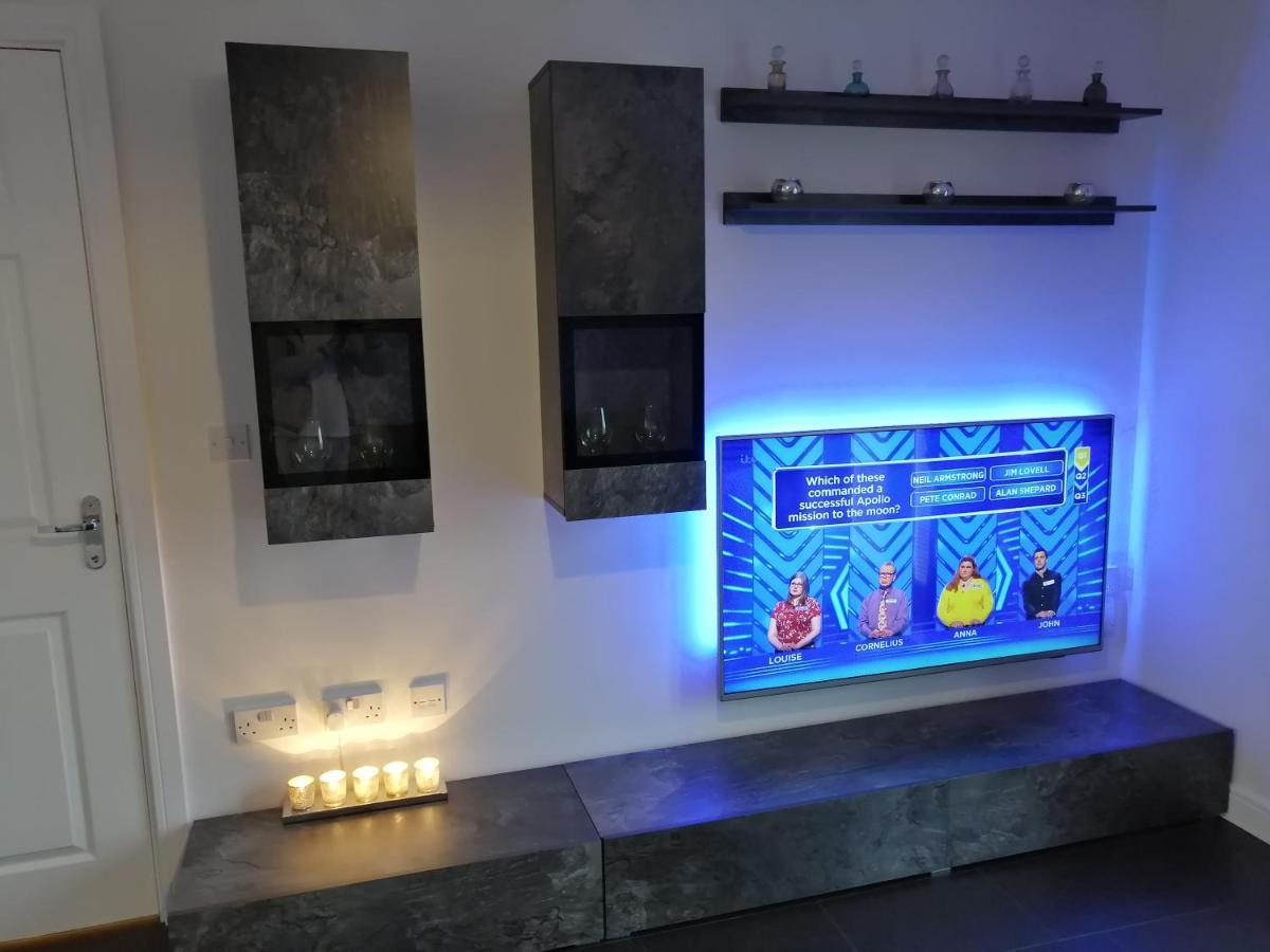 Apartment Staynec Lamprey: Luxury Nec For Corporate & Leisure *