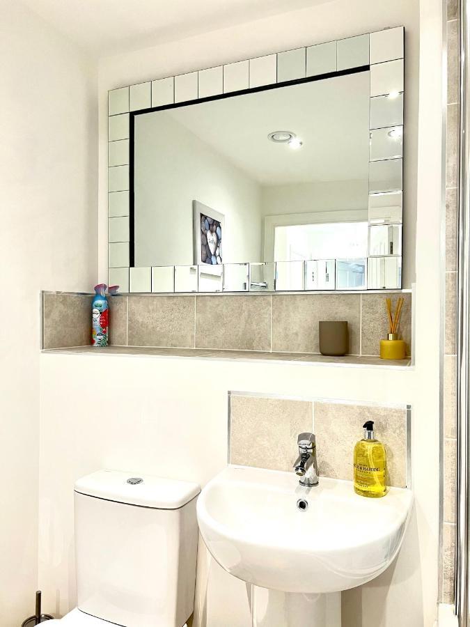 Exoticstay Apartments: Ultra-luxe City Centre Smart Apartment Birmingham