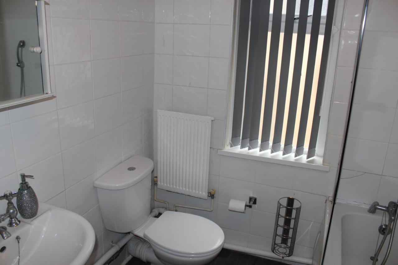 Apartment Luxury 3 Bedroom House