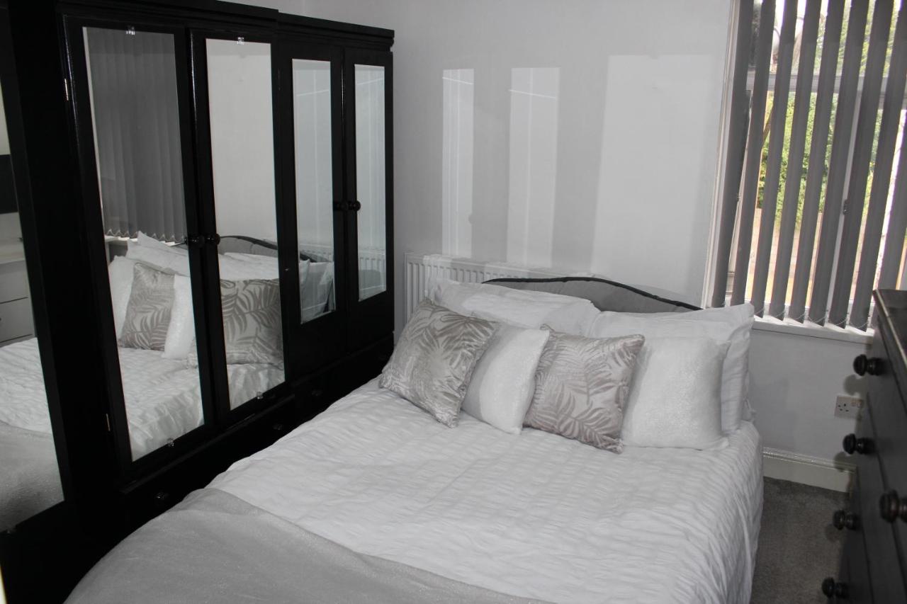 Luxury 3 Bedroom House Birmingham