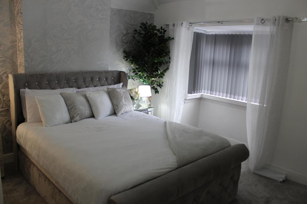 Luxury 3 Bedroom House *