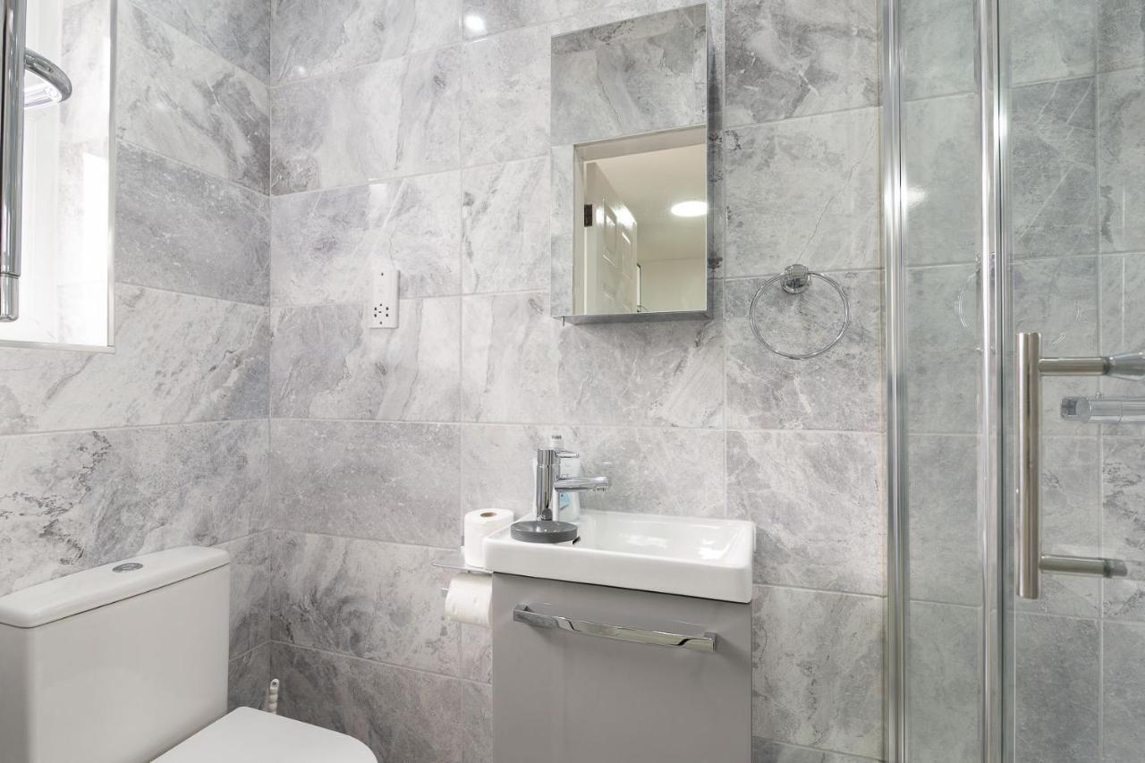 K Suites - 1266 Pershore Road 3 *