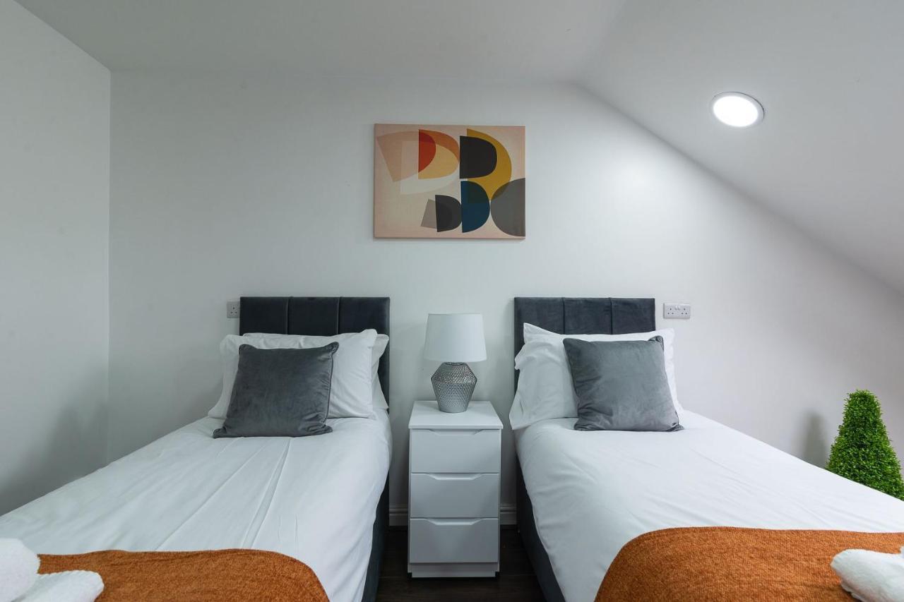 K Suites - 1266 Pershore Road 3 Apartment