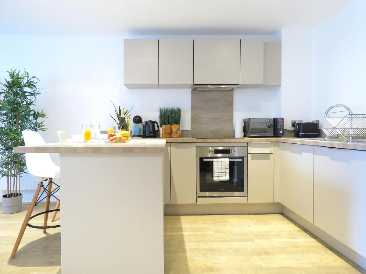 Apartment Tudors Esuites Corporate