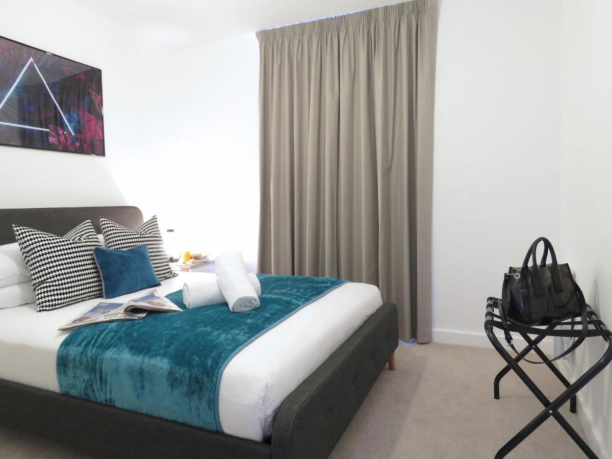 Tudors Esuites Corporate Apartment *