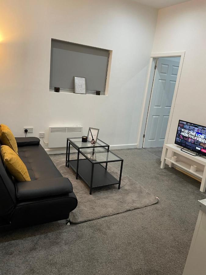In Bham City Centre Free Parking Sleeps 3 *