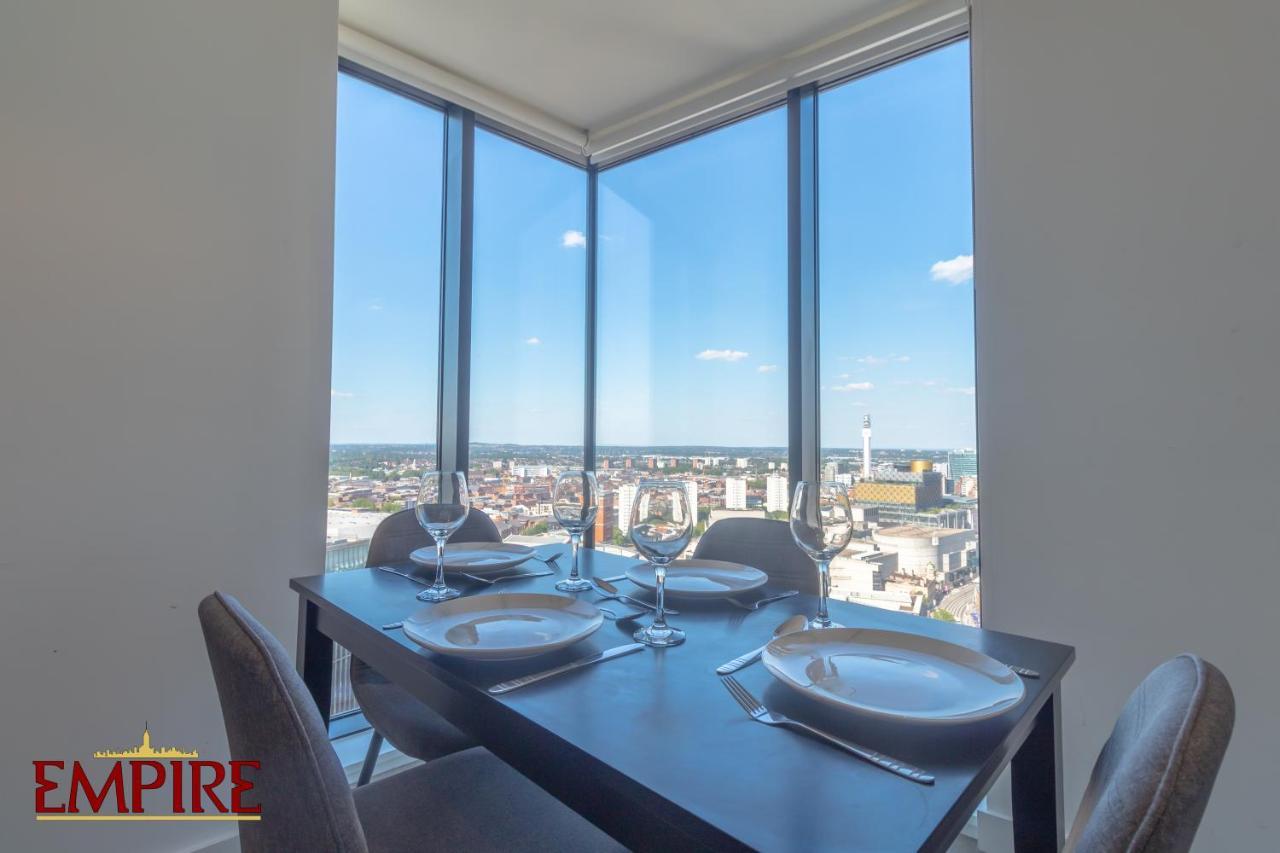 Stylish 2 Bed On Broad Street! * Birmingham