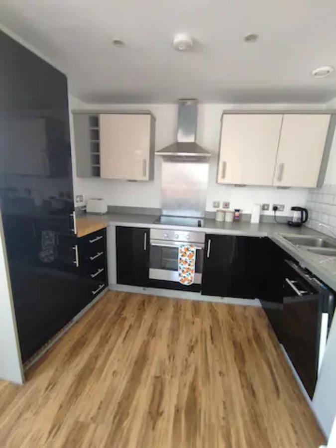 Melody-2beds 1bath, Chinatown With Free Parking *