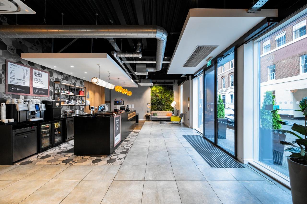 Staycity Centre Aparthotel 4*