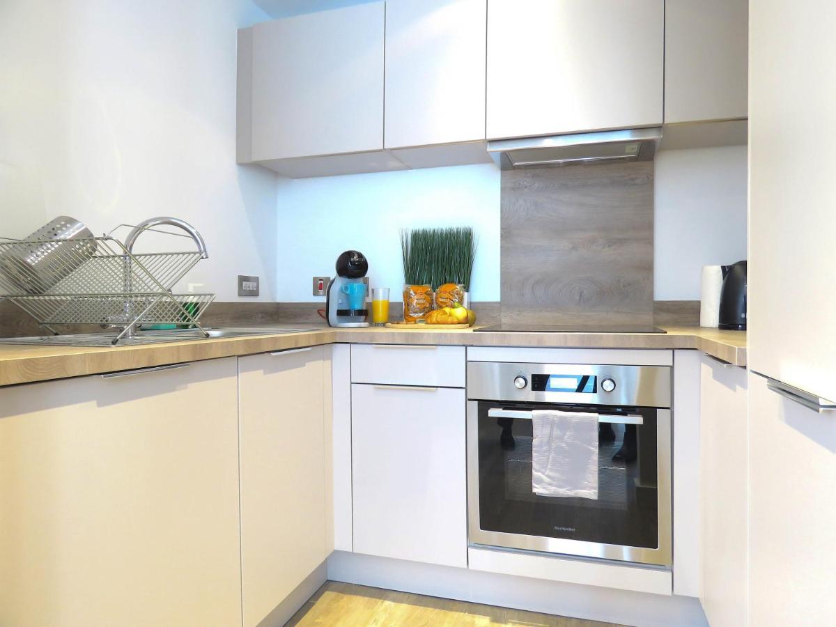 Apartment Tudors Esuites Corporate