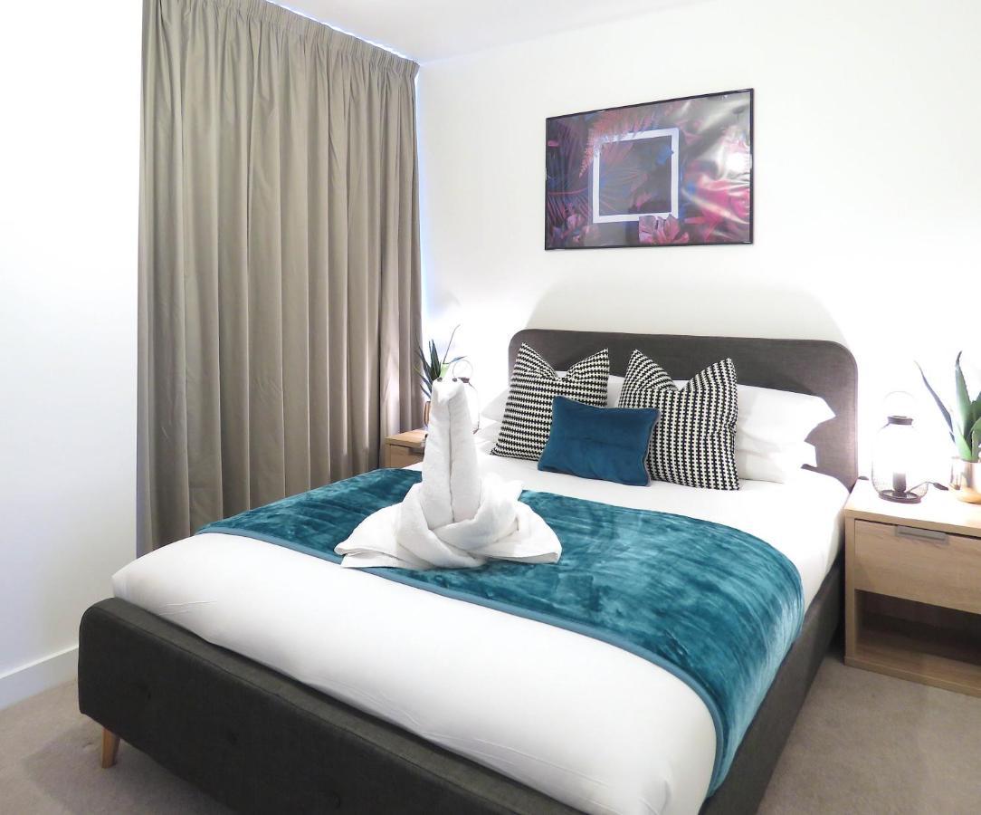 Apartment Tudors Esuites Corporate *