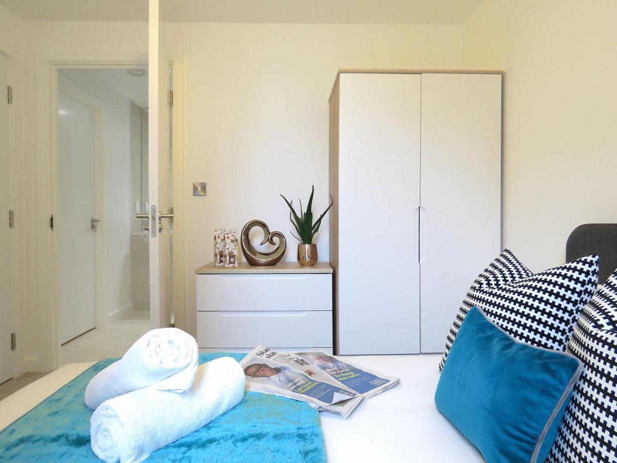 Tudors Esuites Corporate