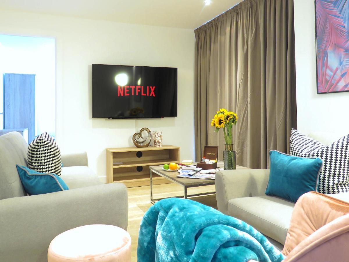 Apartment Tudors Esuites Corporate