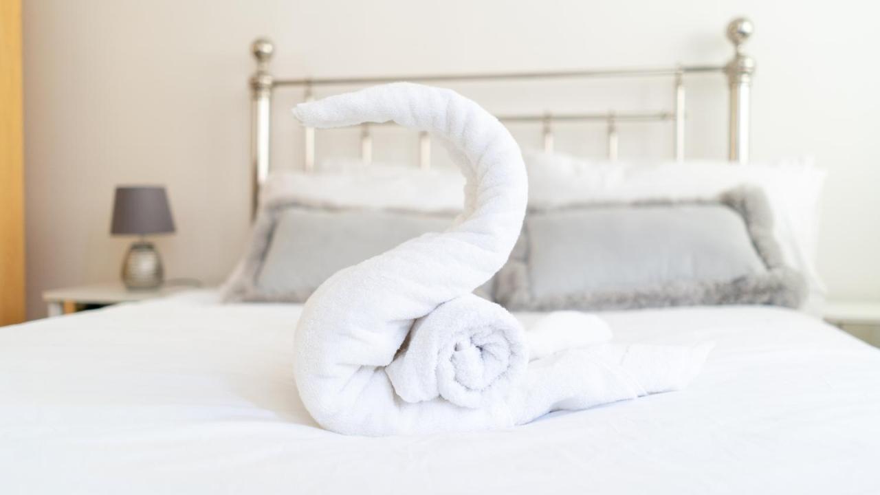 Apartment Business Bliss - Birmingham's Premier Corporate