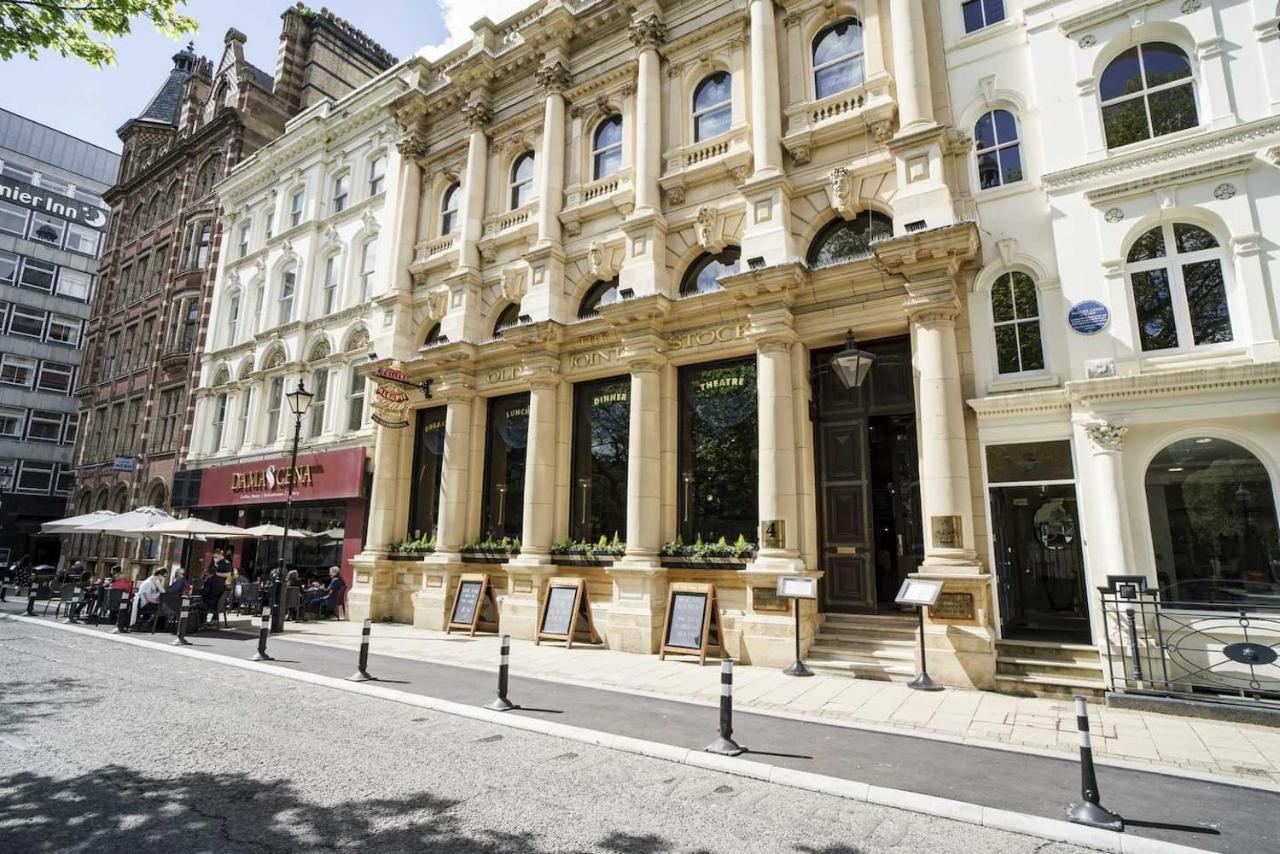 Business Bliss - Birmingham's Premier Corporate Apartment
