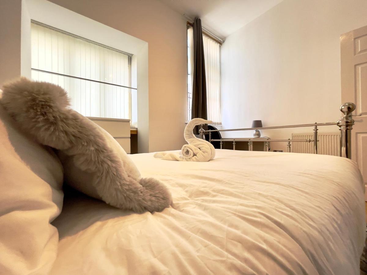 Business Bliss - Birmingham's Premier Corporate Apartment