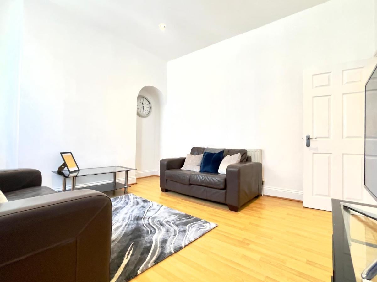 Apartment Business Bliss - Birmingham's Premier Corporate Birmingham