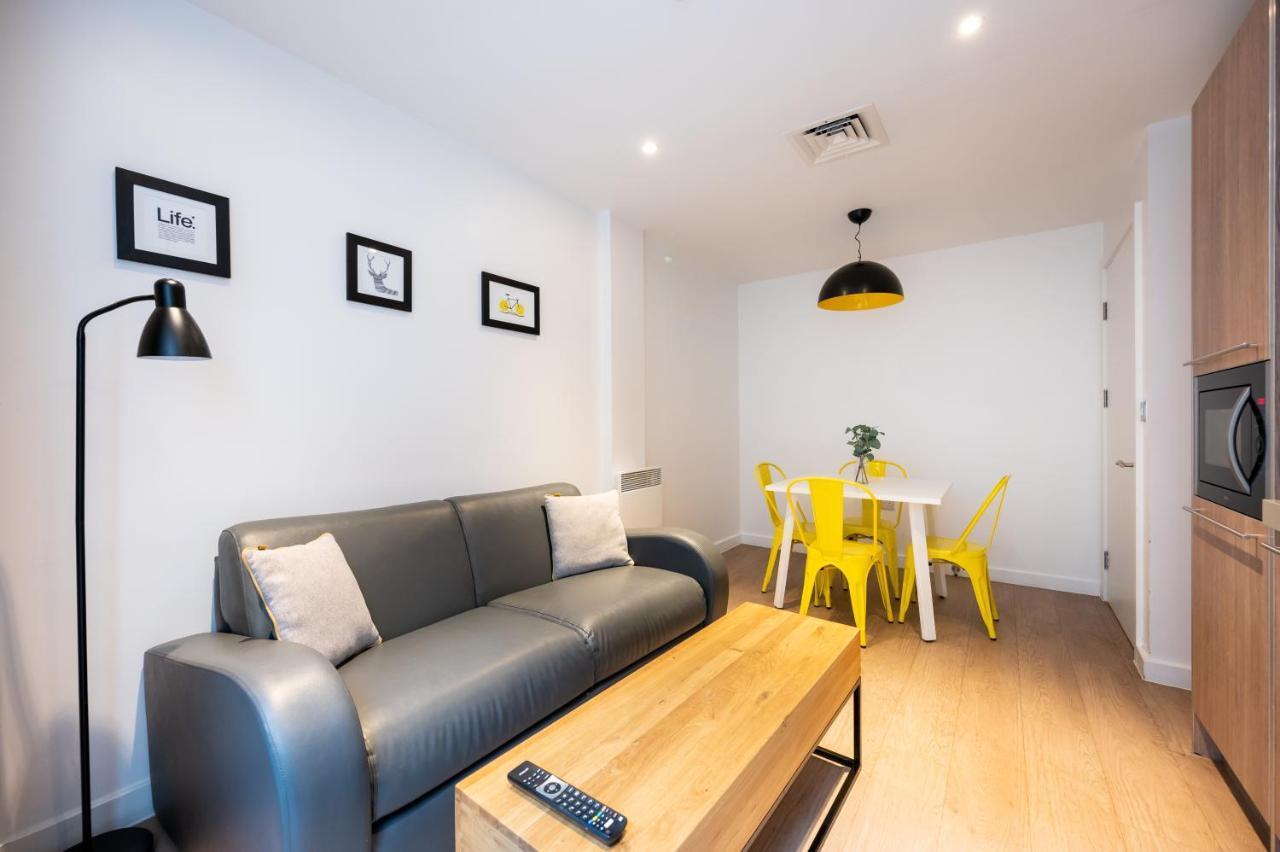 Staycity Centre Aparthotel 4*