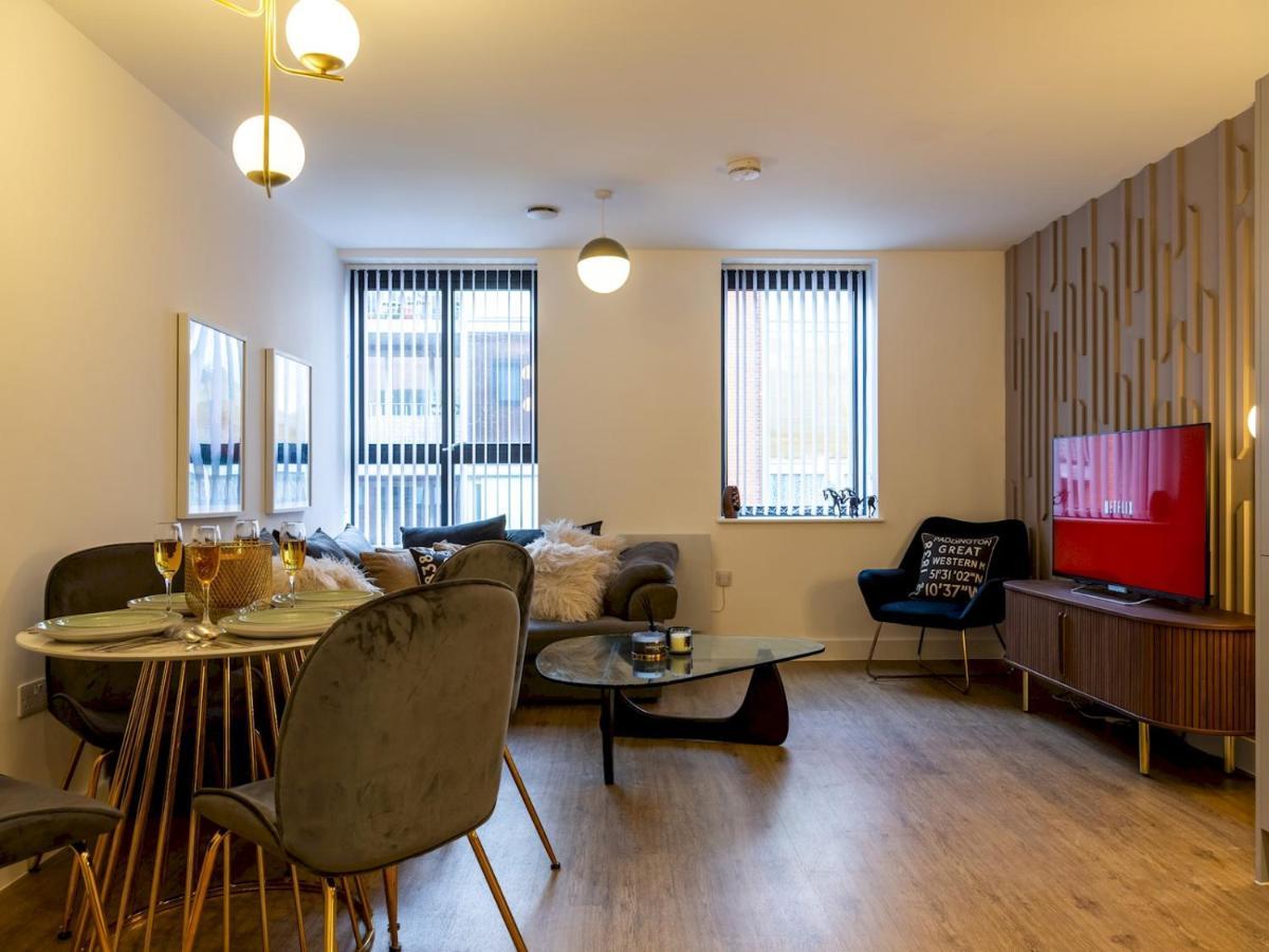 Pass The Keys Super Luxurious 1 Bed Jewellery Q * Birmingham